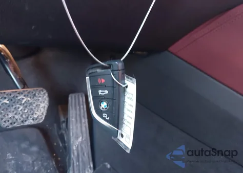 2021 BMW X4 xDrive30I z USA, uszkodzony, nr VIN 5UX2V1C04M9H09934